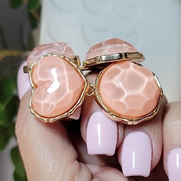 🔥LAST PAIR🔥 Reflection Illusion Peach Drop Earrings - Picture 6 of 8
